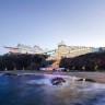 Sun Cruise Resort and Yacht - отель декорация в Канныне!